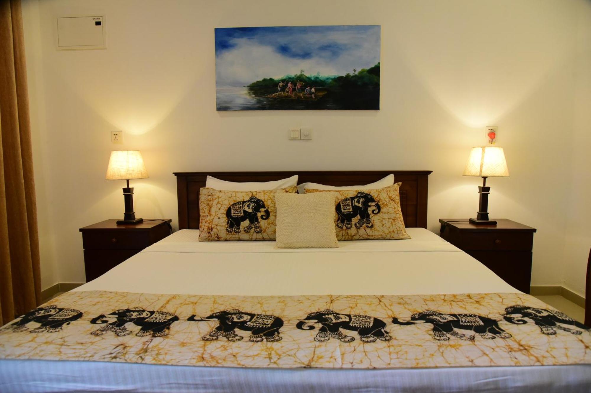 Tranquil Hotel Хикадува Екстериор снимка