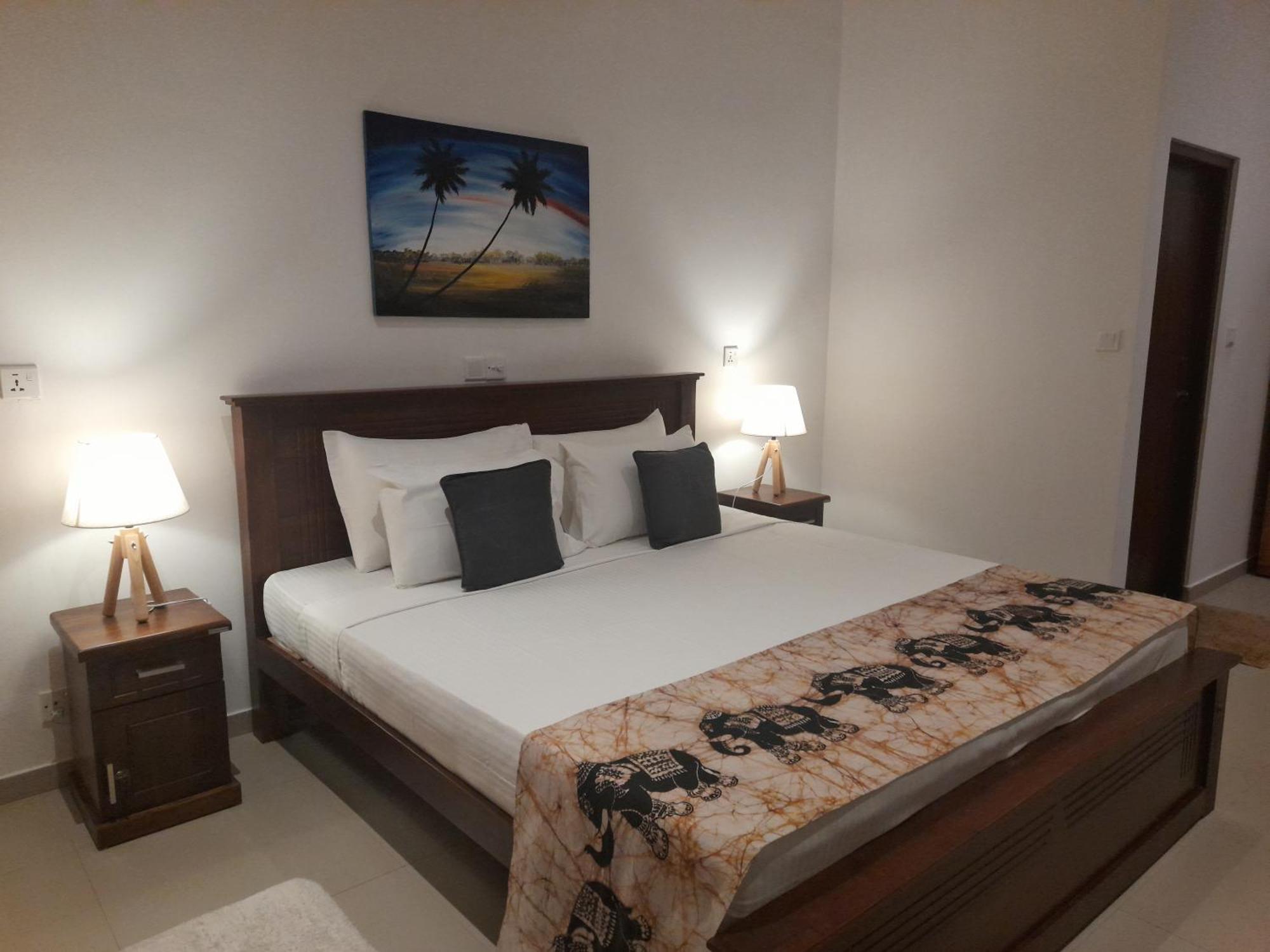 Tranquil Hotel Хикадува Екстериор снимка